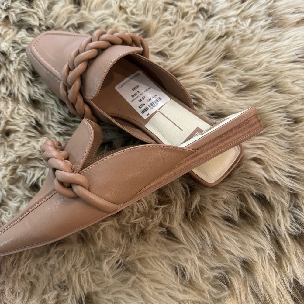 Dolce Vita Flats Size 9 -worn once